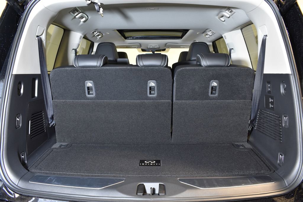 New 2026 INFINITI QX80 Luxe w/ Cargo Package image 32