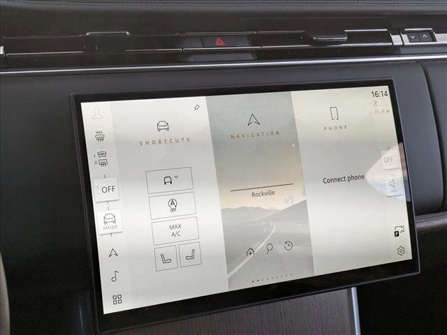 New 2025 Land Rover Range Rover SE image 12