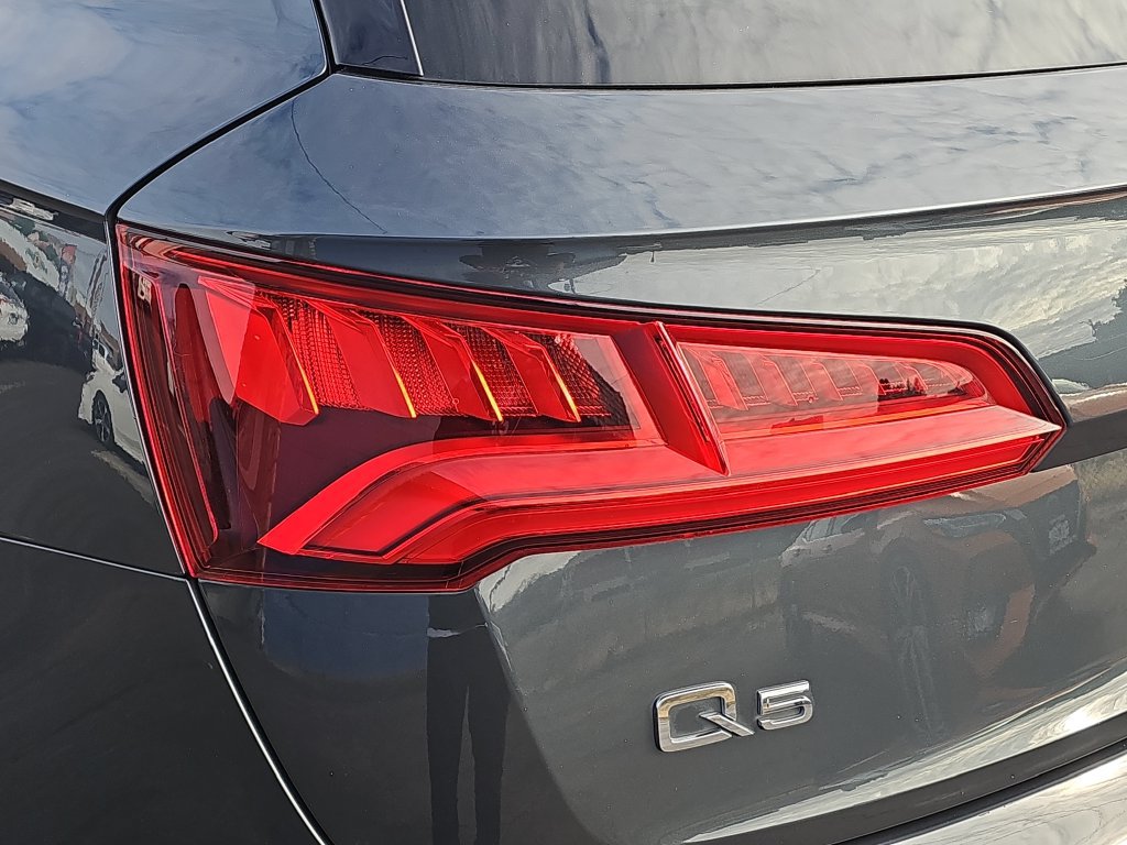 Used 2019 Audi Q5 Prestige AWD/4WD image 17