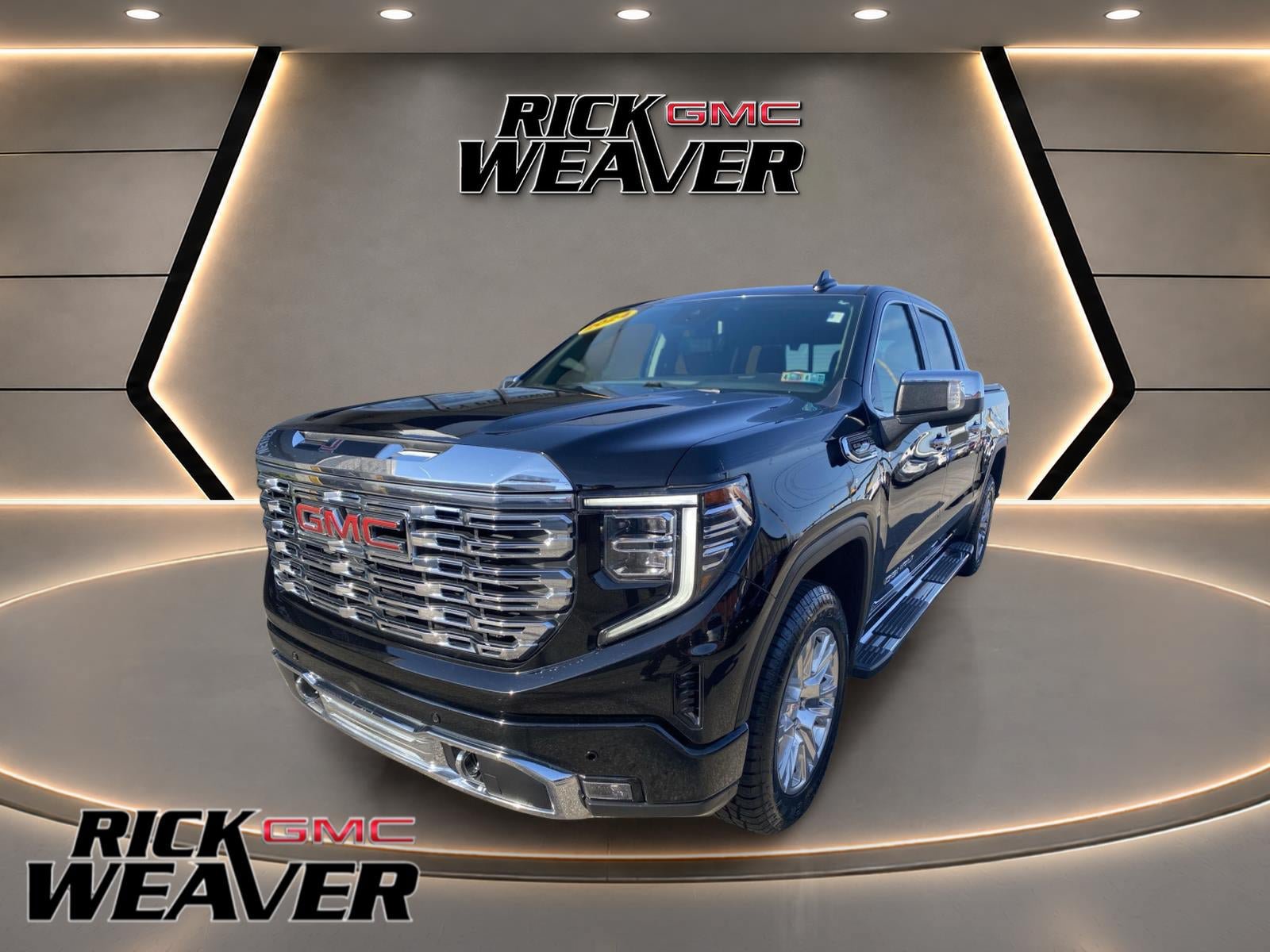 Certified 2024 GMC Sierra 1500 Denali AWD/4WD image 1