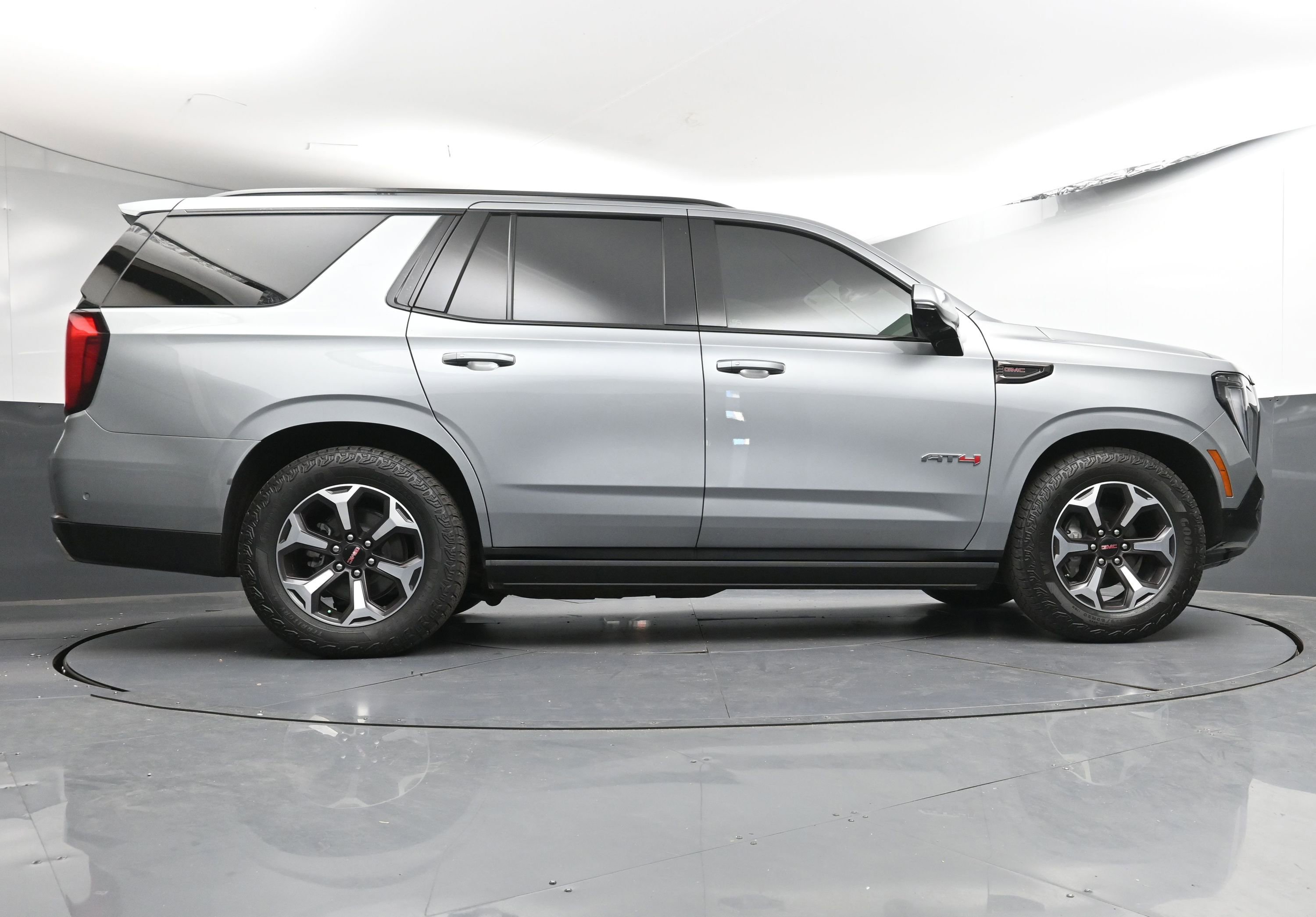 Used 2025 GMC Yukon AT4 Ultimate image 29