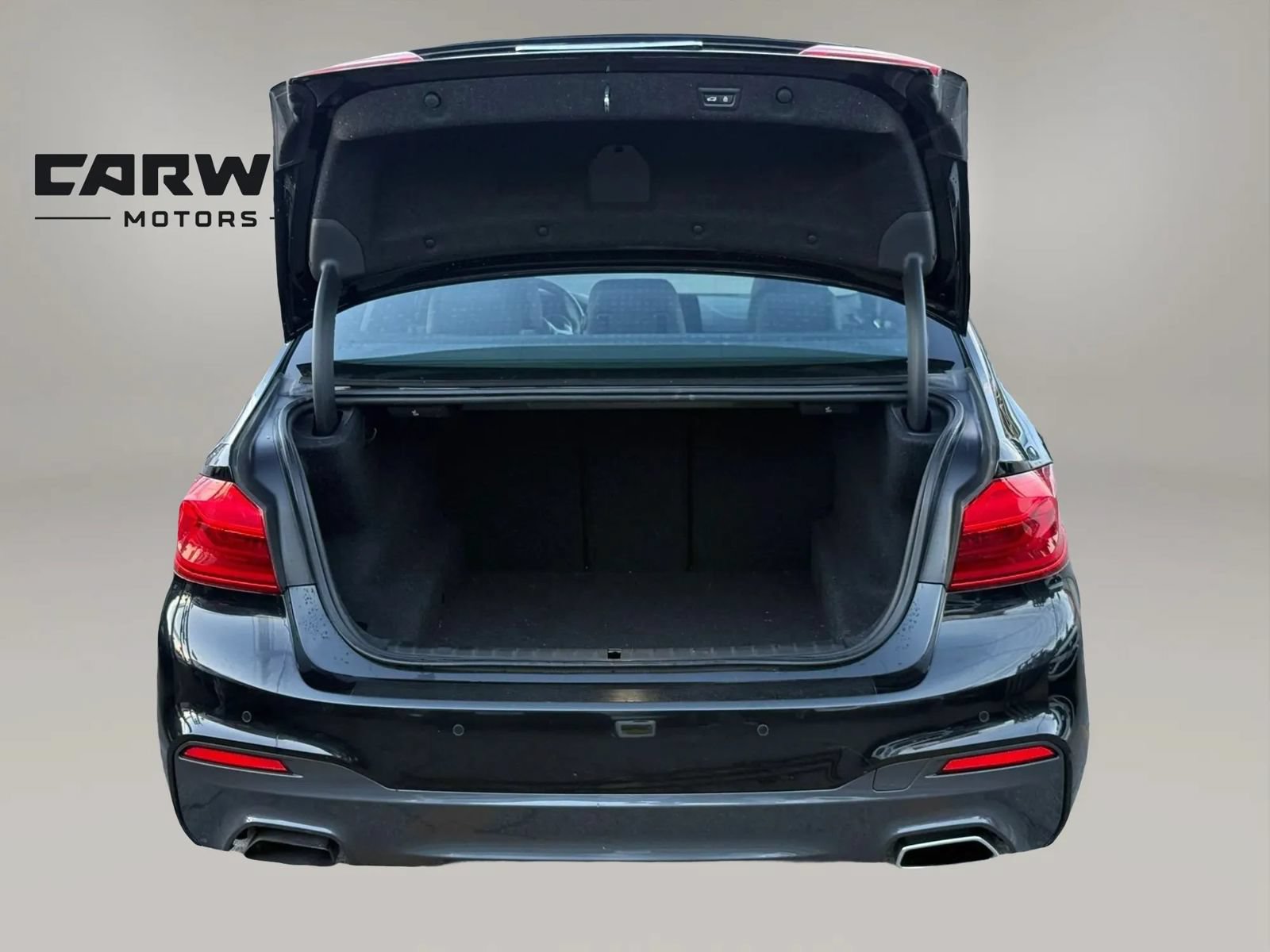 Used 2019 BMW 530i w/ M Sport Package RWD image 6