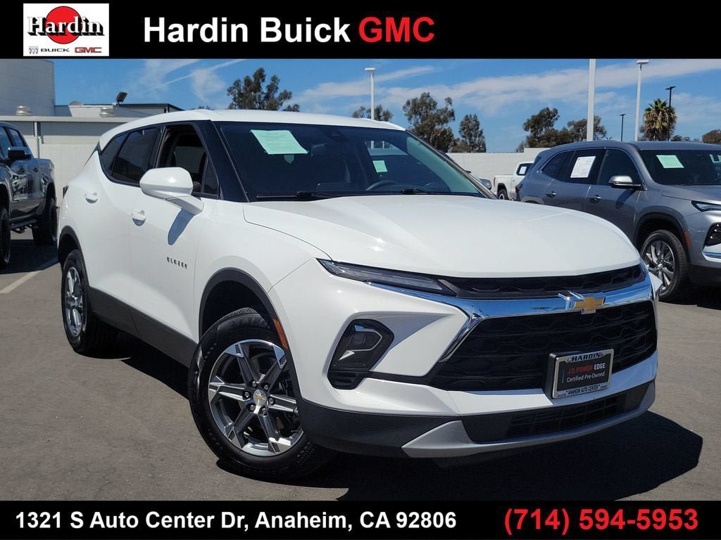 Used 2024 Chevrolet Blazer LT FWD image 1