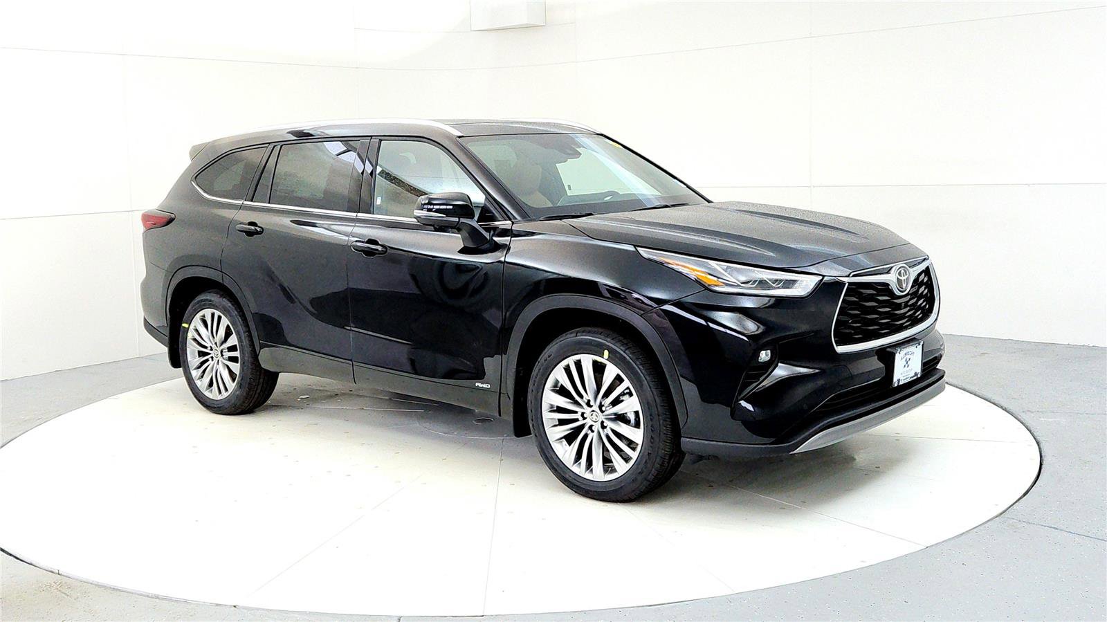 New 2026 Toyota Highlander Platinum image 7