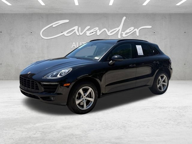 Used 2018 Porsche Macan AWD/4WD image 1