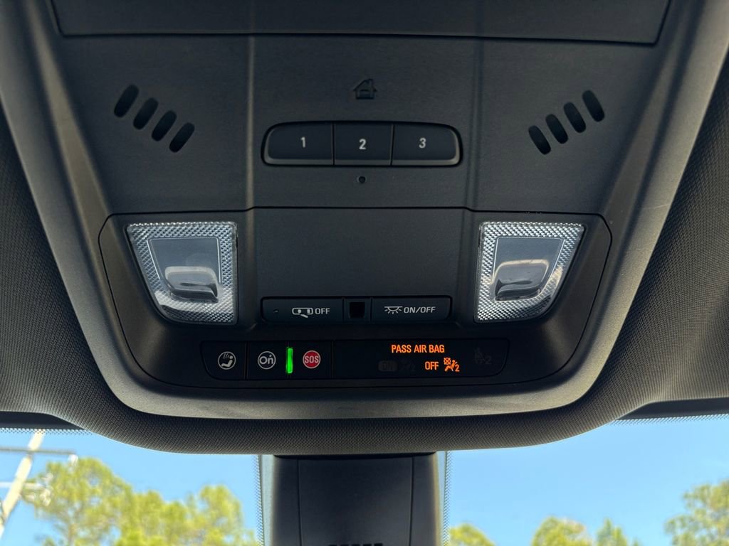 Used 2022 Buick Enclave Premium image 32