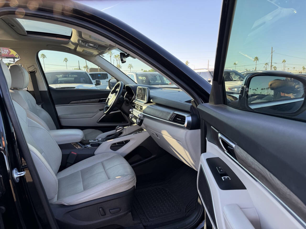 Used 2020 Kia Telluride EX image 30