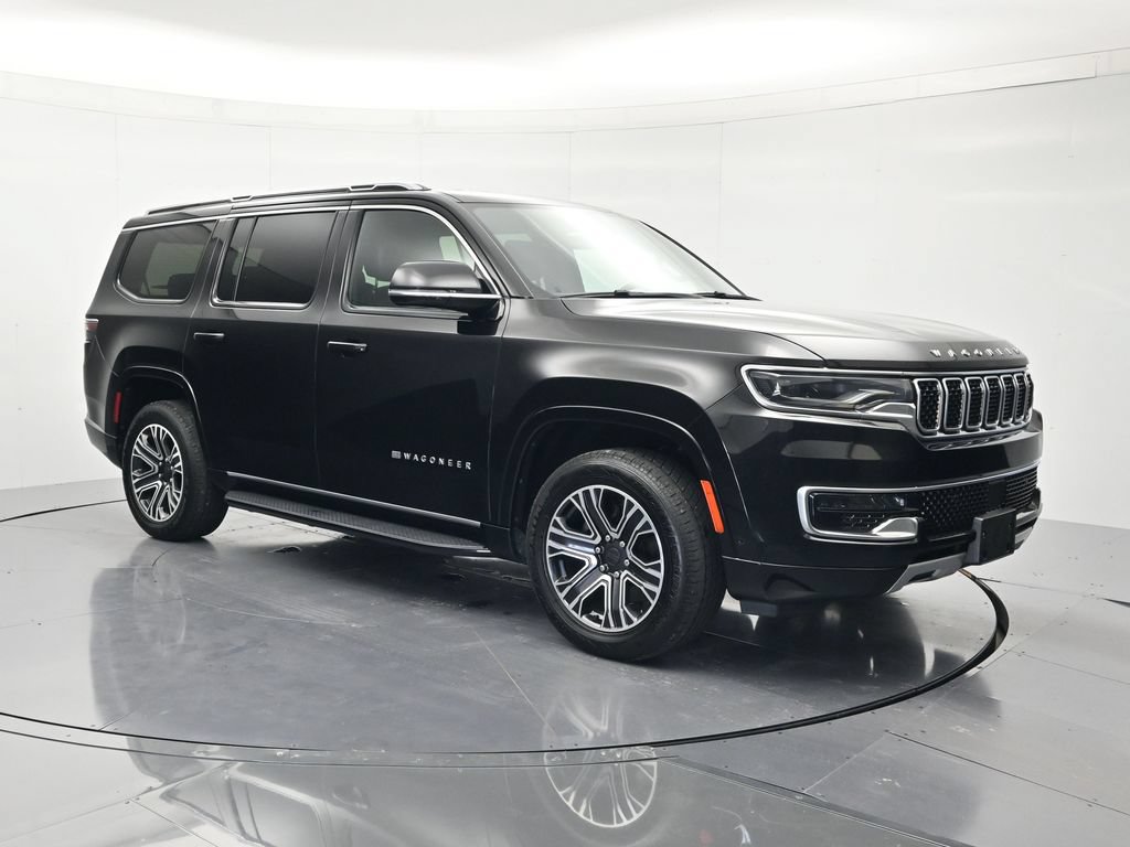 Used 2024 Jeep Wagoneer Series II w/ Flexible Seating Group RWD image 3