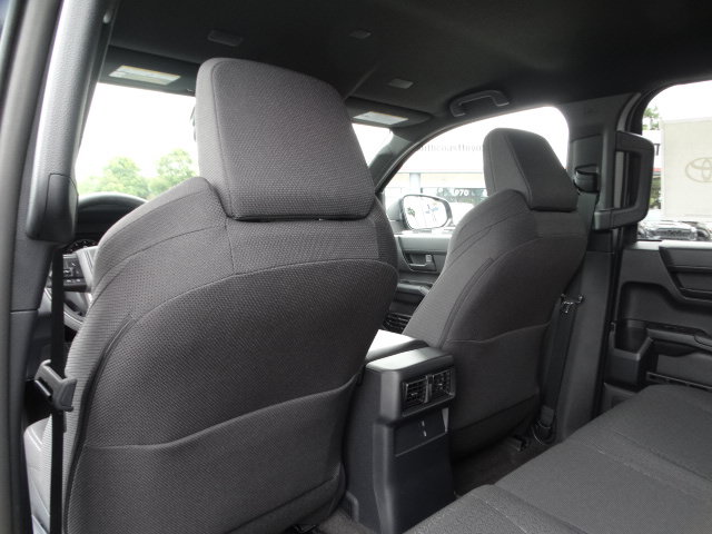 New 2026 Toyota 4Runner SR5 AWD/4WD image 14