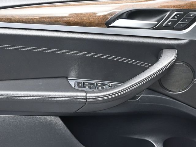 Used 2019 BMW X3 sDrive30i w/ Convenience Package RWD image 7