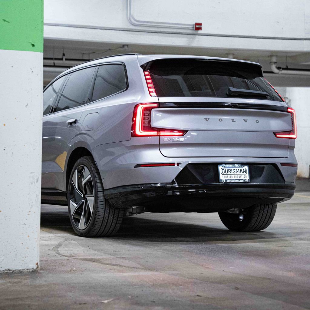 New 2026 Volvo EX90 Ultra image 4