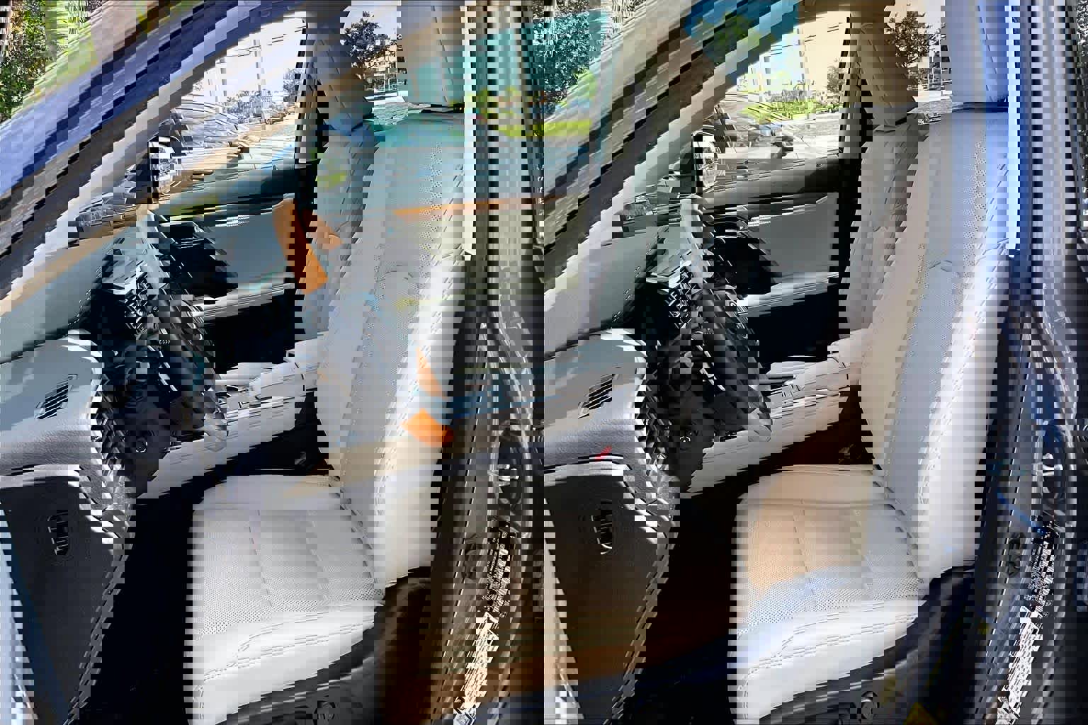 Used 2022 Lexus RX 350 FWD w/ Premium Package image 8