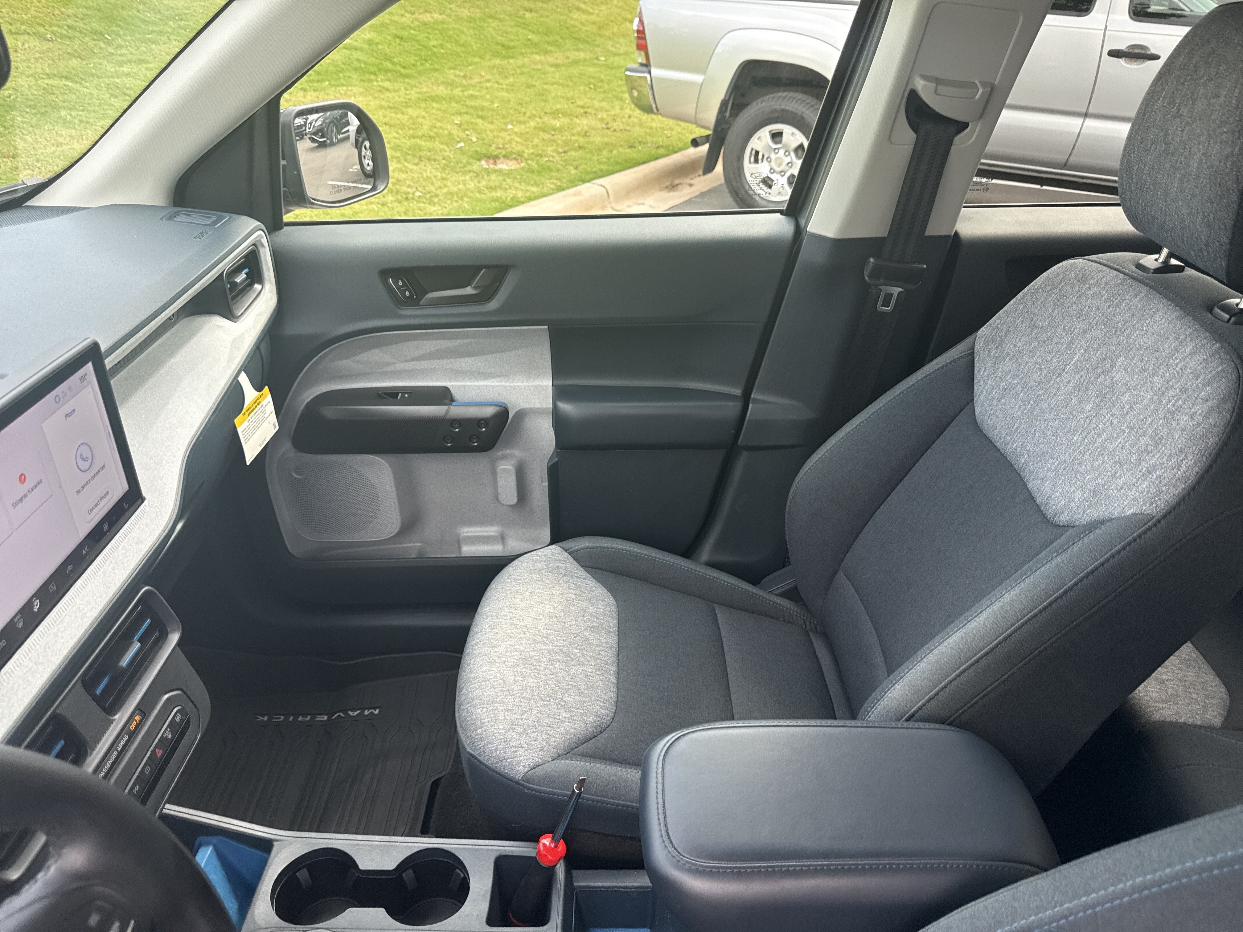 Used 2025 Ford Maverick XLT w/ XLT Luxury Package AWD/4WD image 32