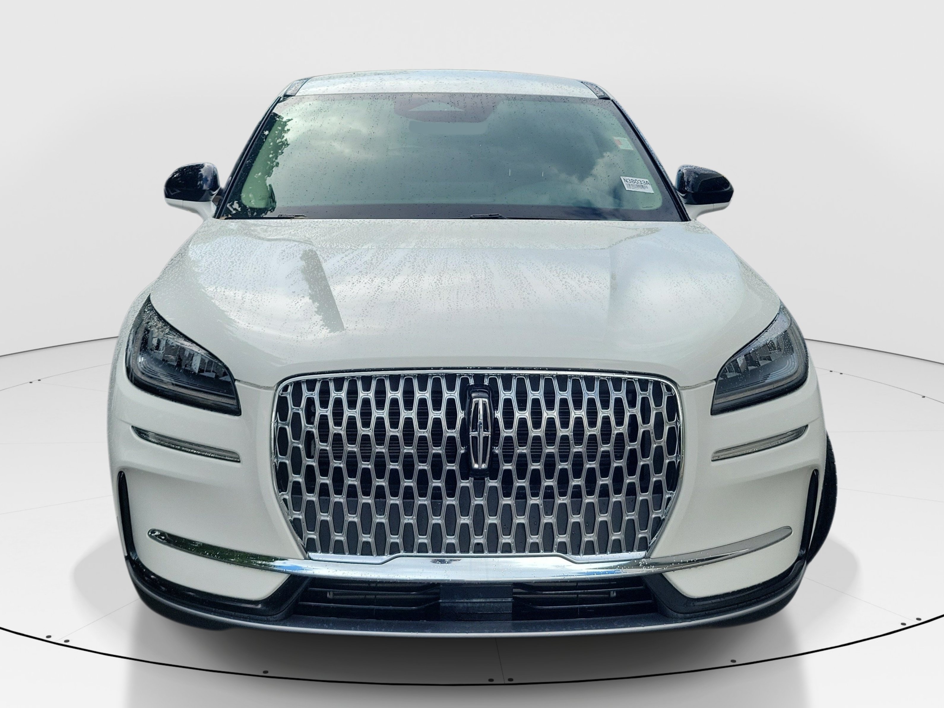 Used 2025 Lincoln Corsair FWD image 2