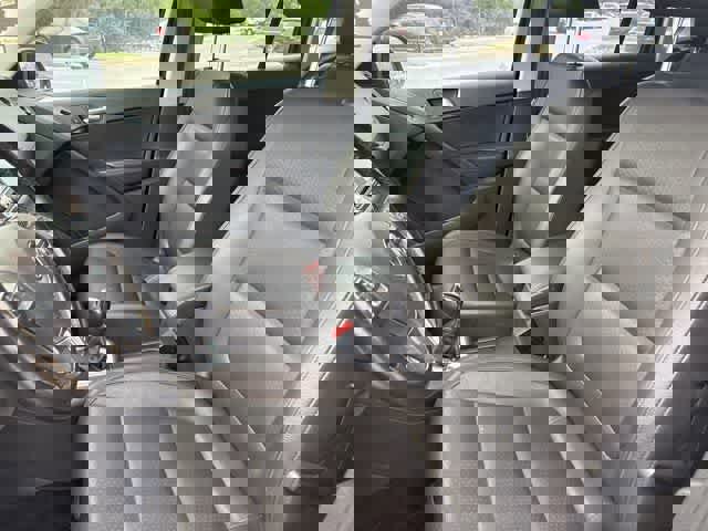 Used 2017 Volkswagen Tiguan S image 11