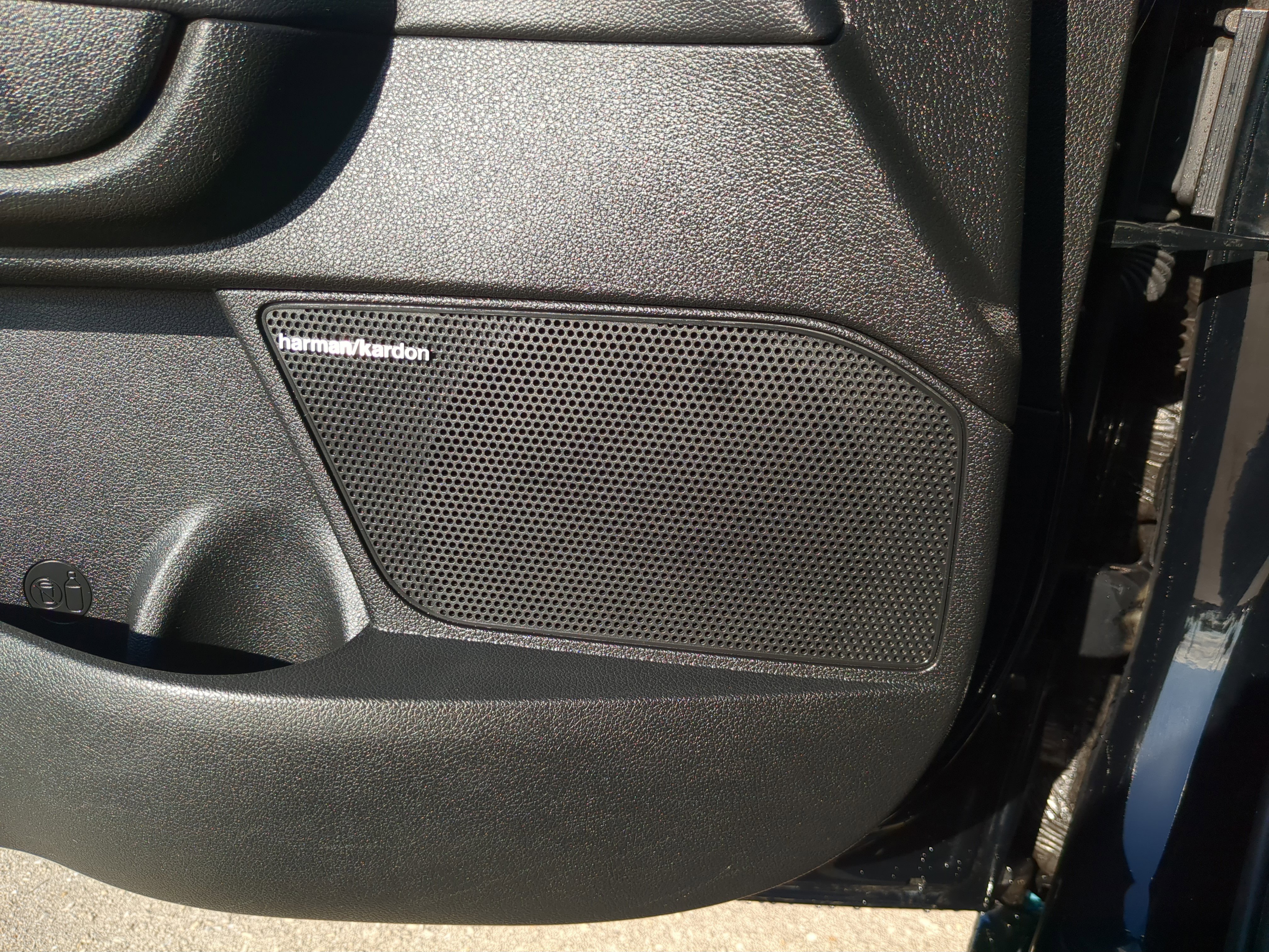 Certified 2019 Kia Optima SX w/ SX Limited (Black) Package image 17