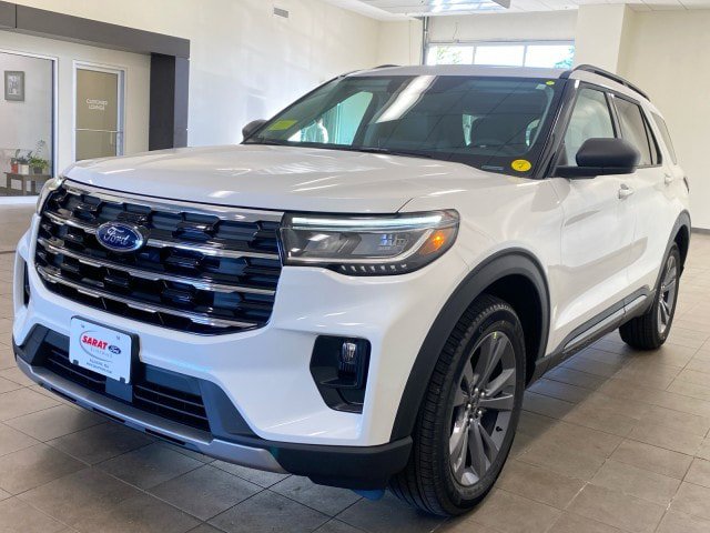 New 2026 Ford Explorer Active w/ Active Comfort Package AWD/4WD image 4