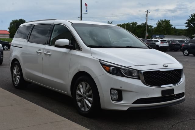 Used 2017 Kia Sedona EX FWD image 13