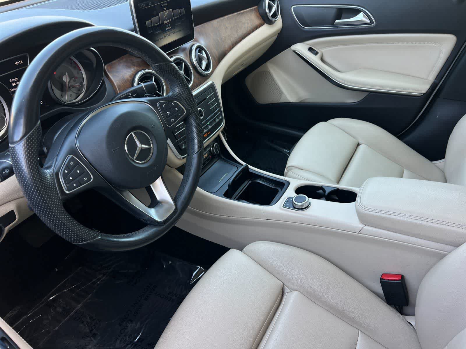 Used 2016 Mercedes-Benz GLA 250 4MATIC image 12