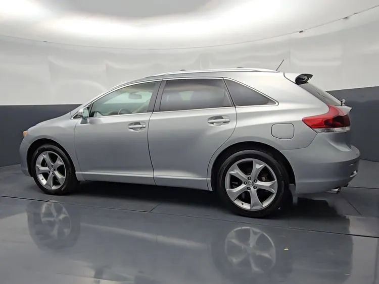 Used 2015 Toyota Venza XLE AWD/4WD image 5