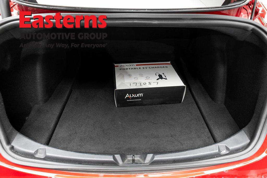 Used 2021 Tesla Model 3 Standard Range Plus RWD image 9