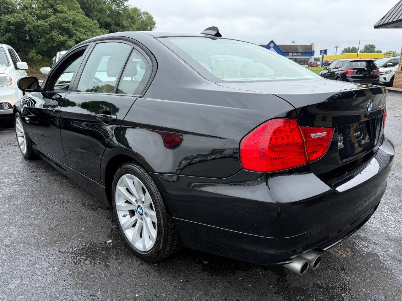 Used 2009 BMW 328i xDrive Sedan AWD/4WD image 7