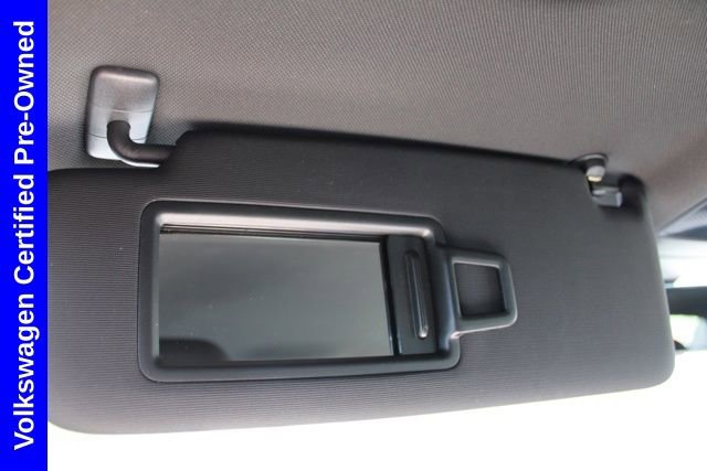 Used 2025 Volkswagen Jetta Sport image 39