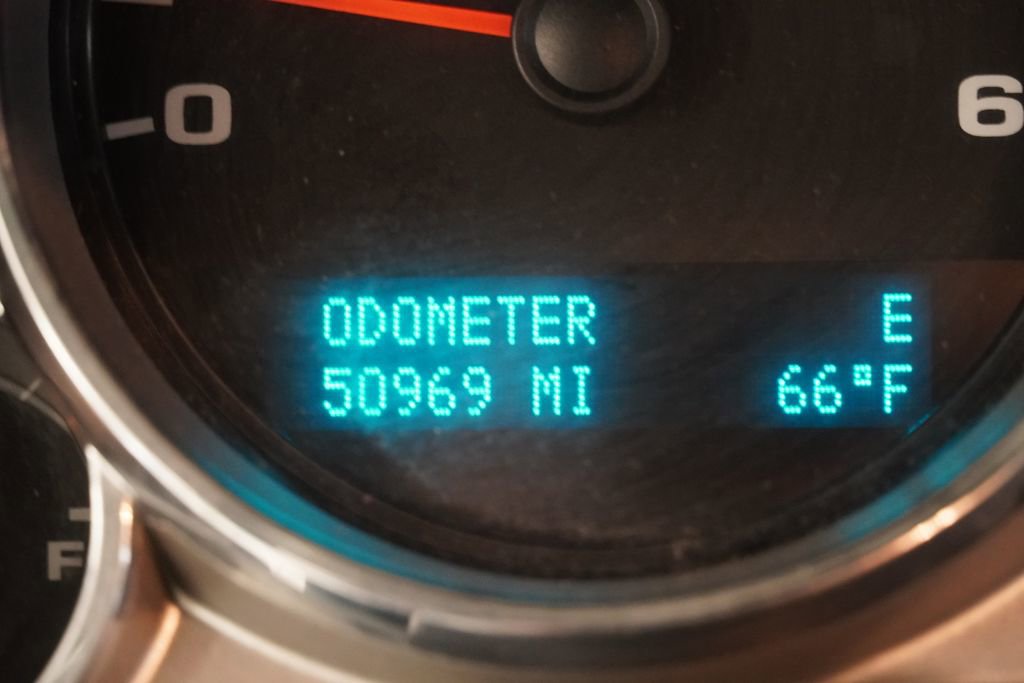 Used 2011 Chevrolet Silverado 1500 LT w/ All-Star Edition AWD/4WD image 4