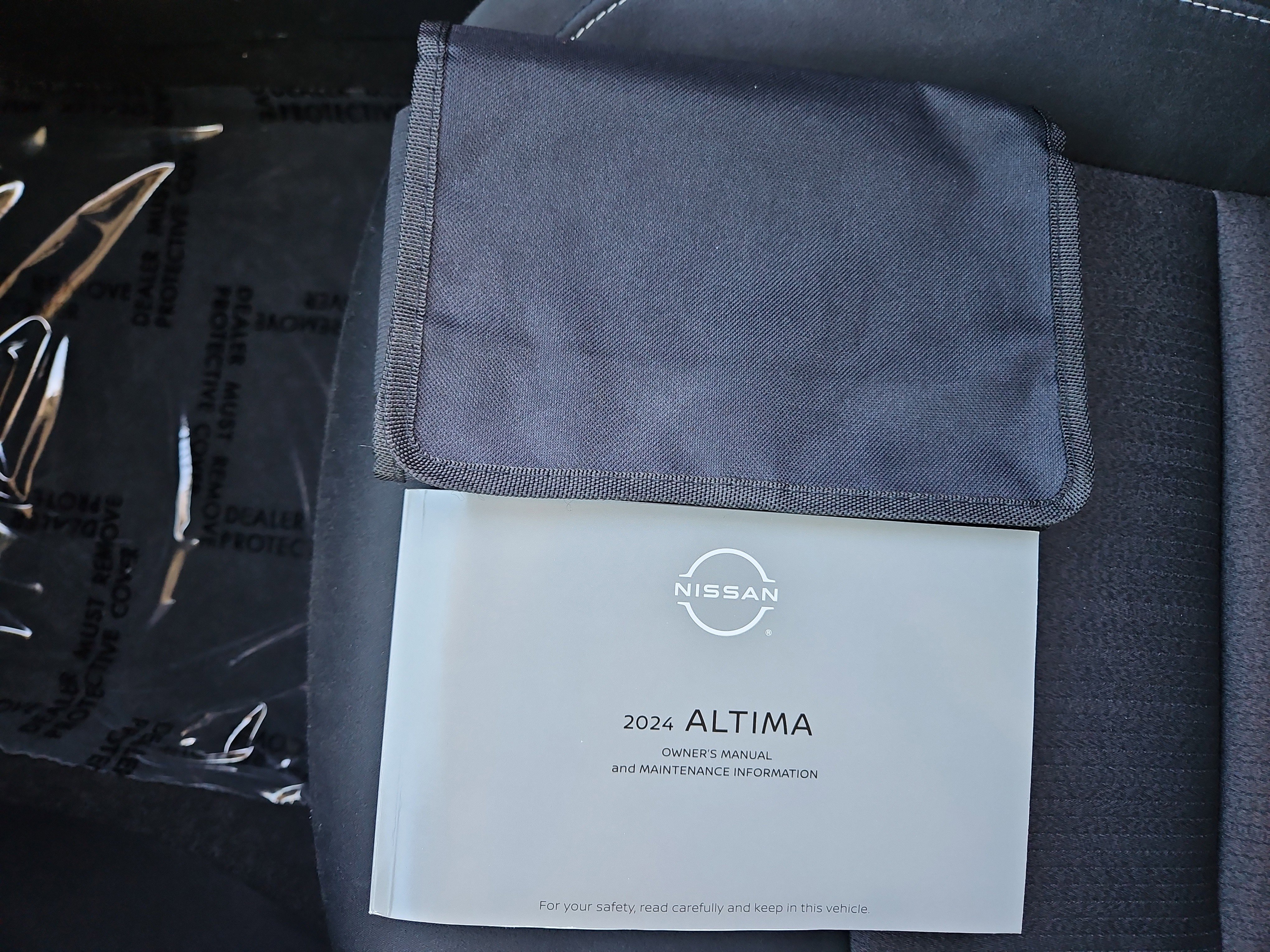 Used 2024 Nissan Altima 2.5 S image 28