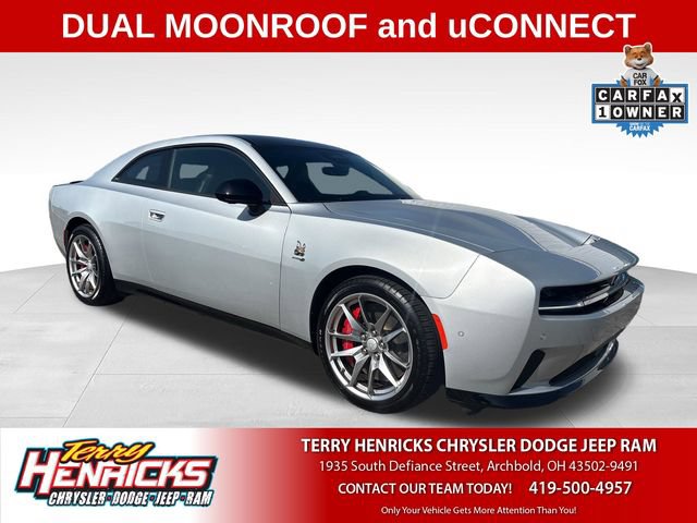 Used 2024 Dodge Charger Daytona Scat Pack w/ Plus Group AWD/4WD image 1