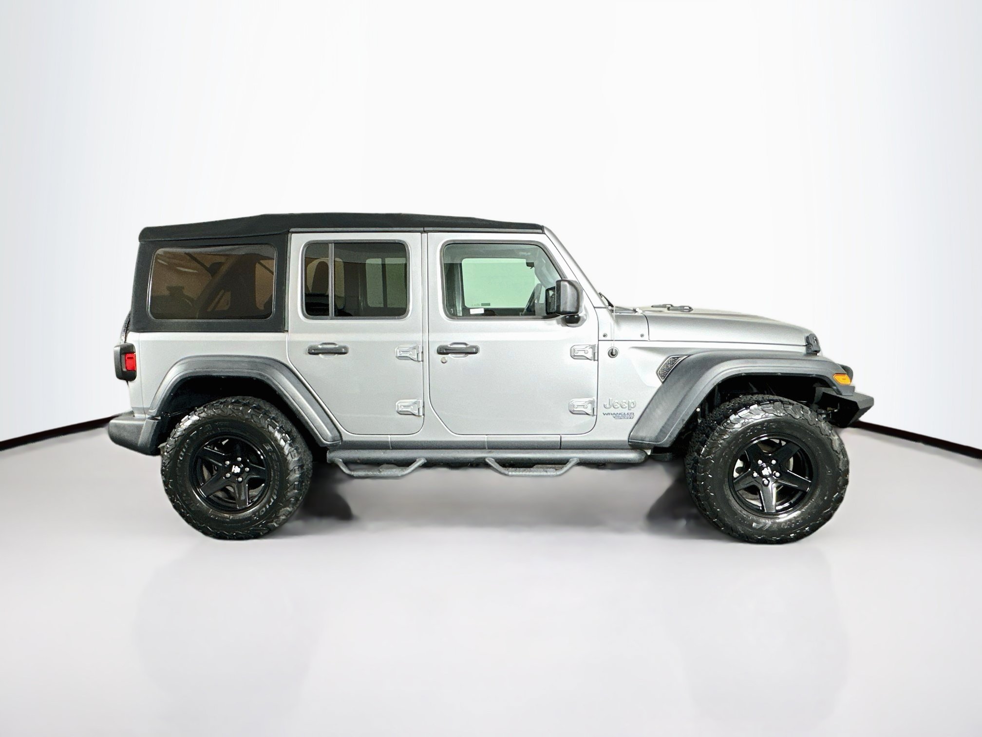 Used 2018 Jeep Wrangler Unlimited Sport S AWD/4WD image 10