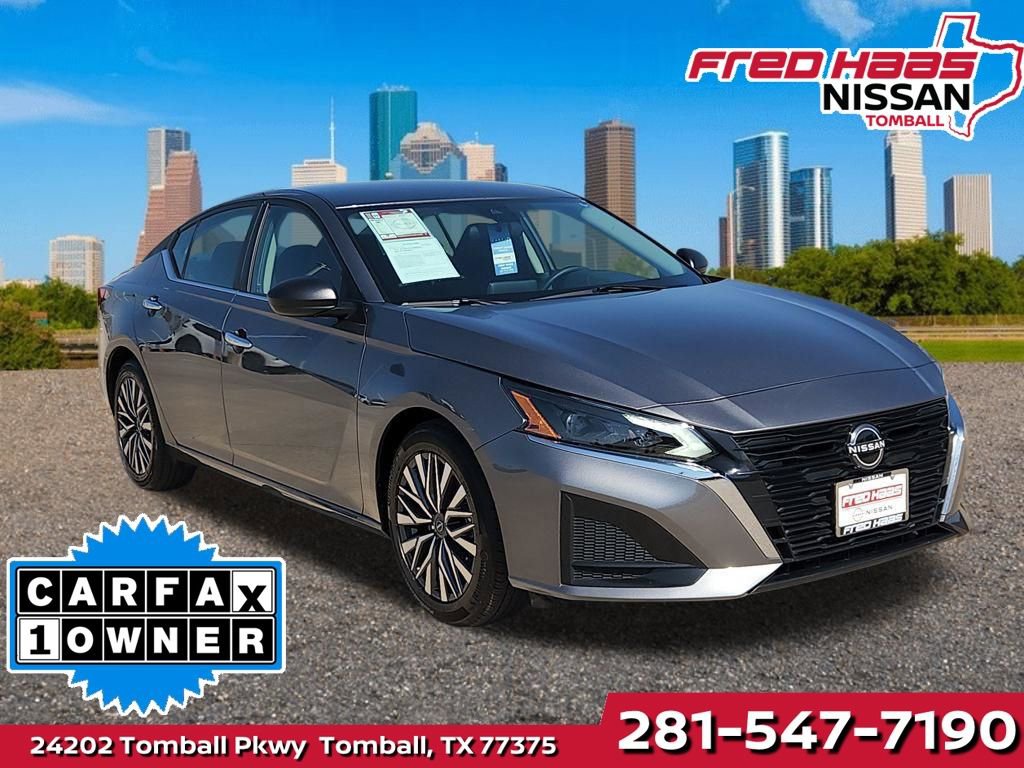 Used 2025 Nissan Altima 2.5 SV