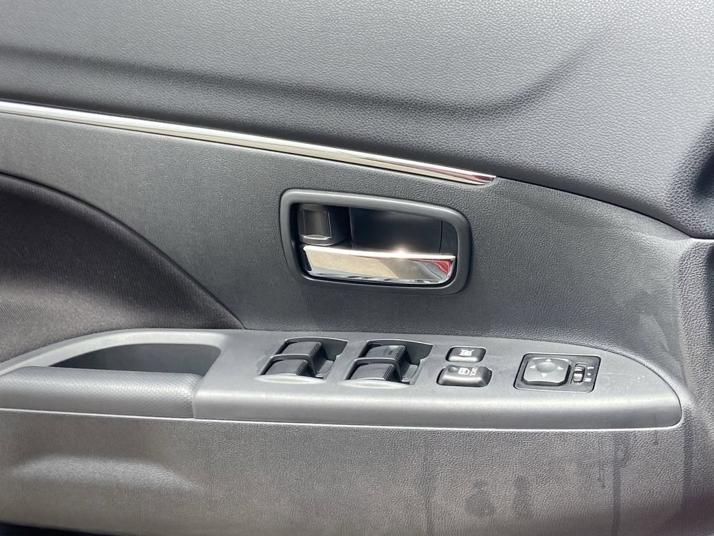 New 2026 Mitsubishi Outlander Sport LE AWD/4WD image 17