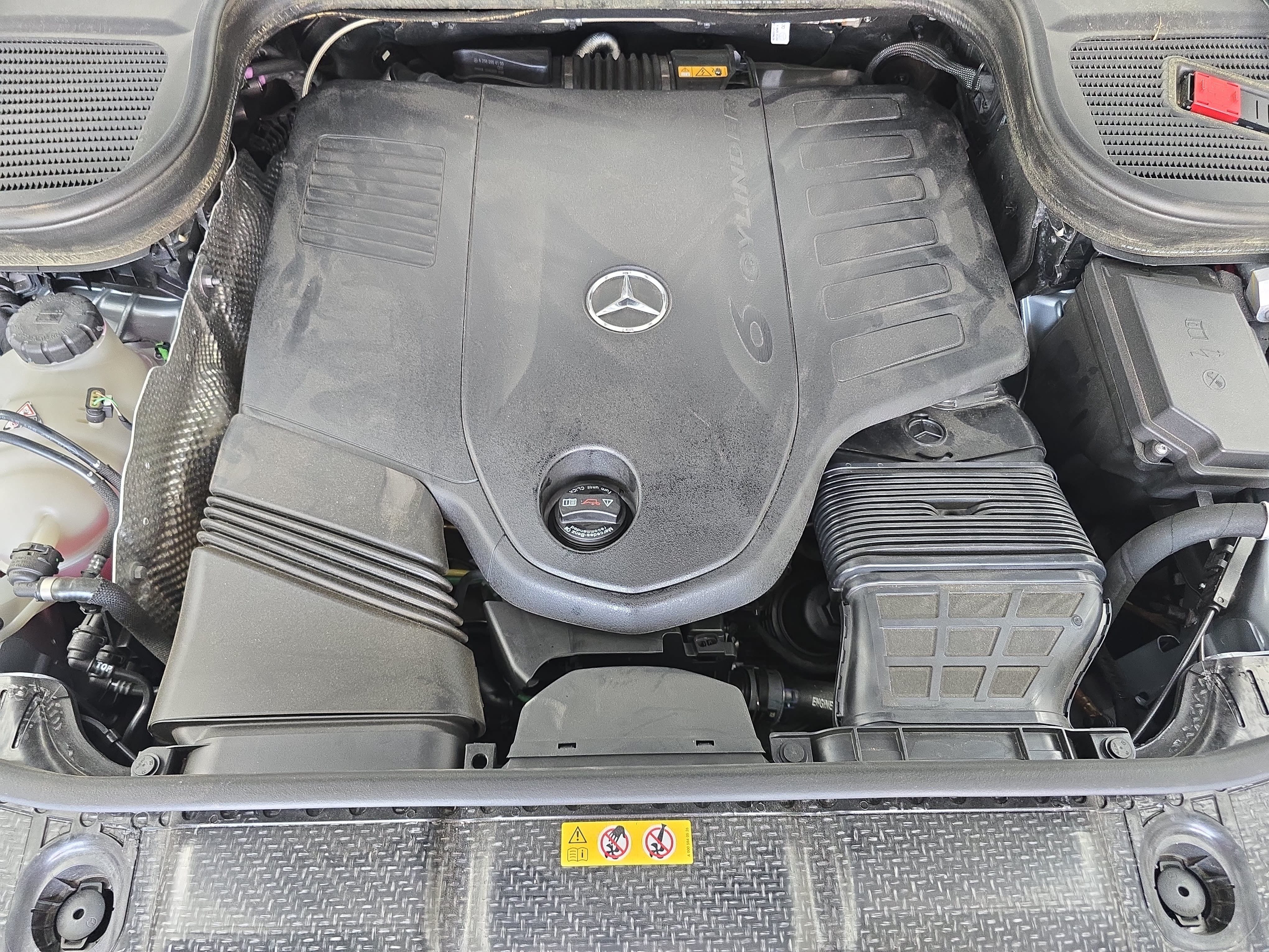 Certified 2026 Mercedes-Benz GLS 450 4MATIC image 32