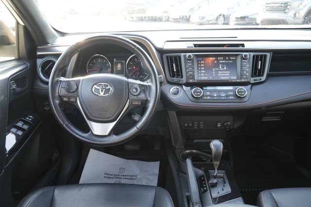 Used 2016 Toyota RAV4 SE w/ Advanced Technology Package AWD/4WD image 18