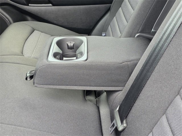 Used 2024 Ford Edge SE w/ Black Appearance Package image 10