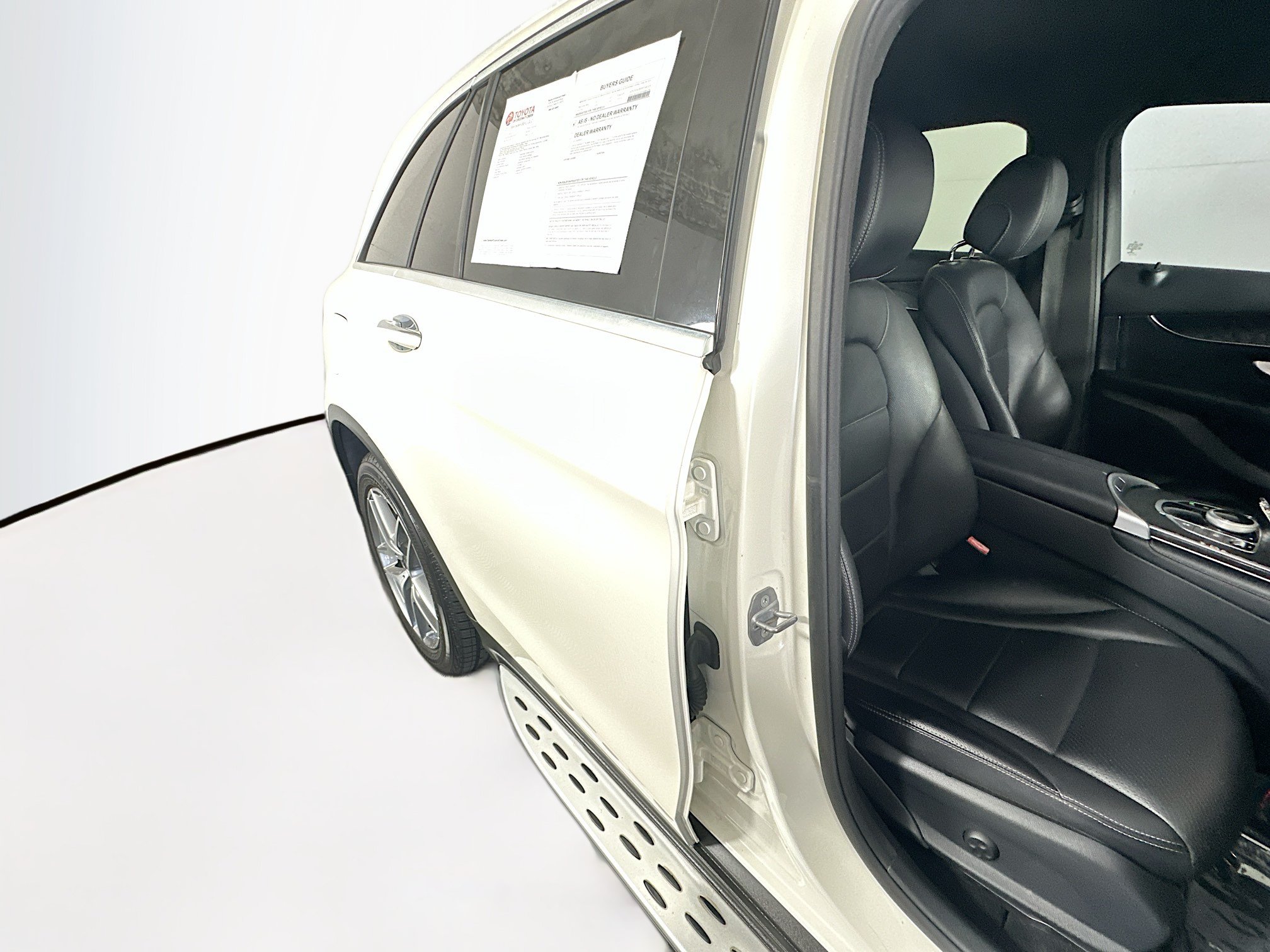 Used 2017 Mercedes-Benz GLC 300 image 28