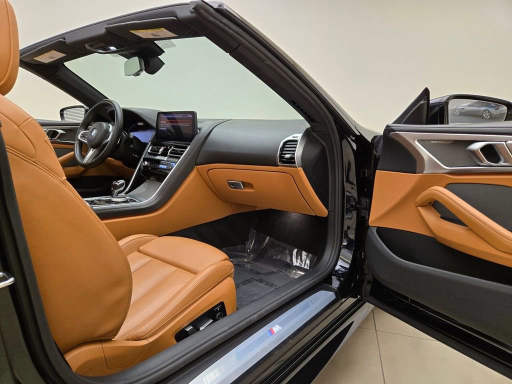 Used 2023 BMW 840i Convertible image 21