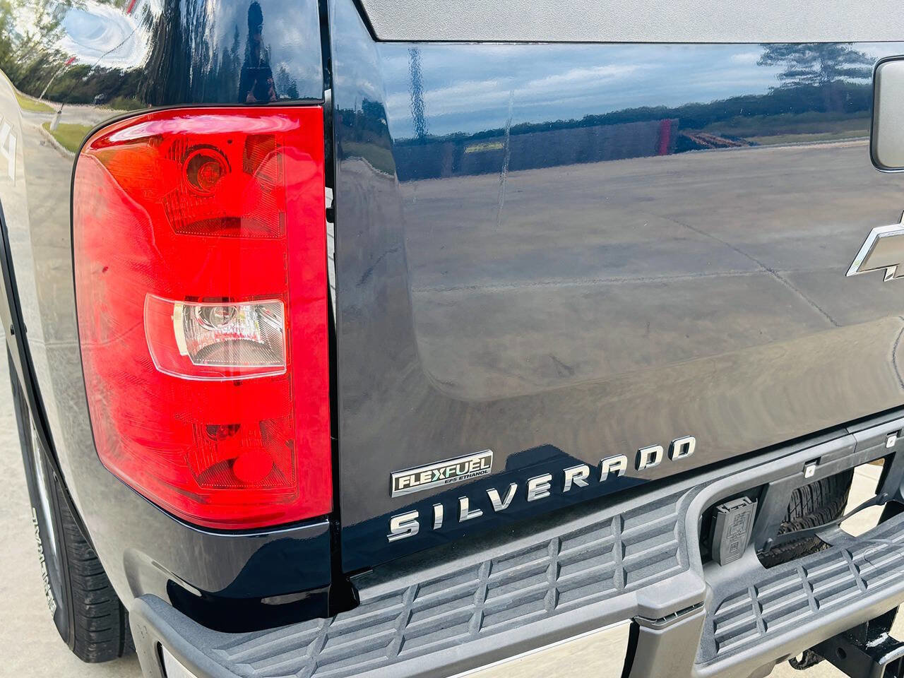 Used 2011 Chevrolet Silverado 1500 LS image 12