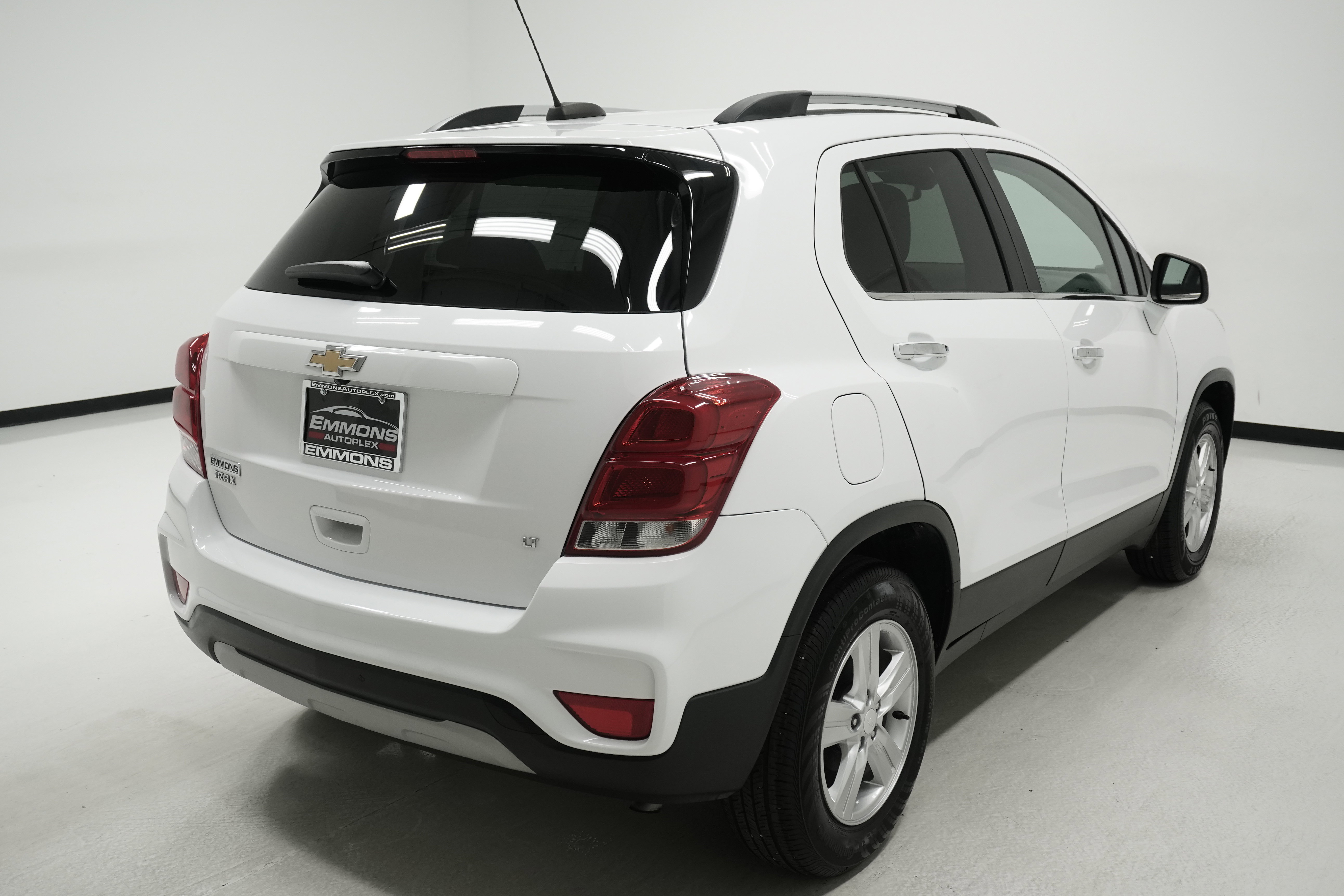 Used 2020 Chevrolet Trax LT w/ LT Convenience Package image 4
