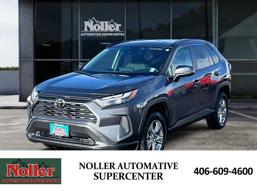Used 2025 Toyota RAV4 XLE AWD/4WD image 1