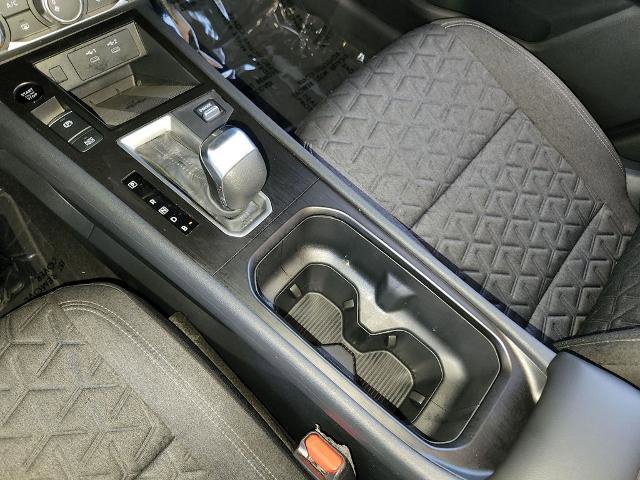 Certified 2025 Nissan Kicks SV image 21