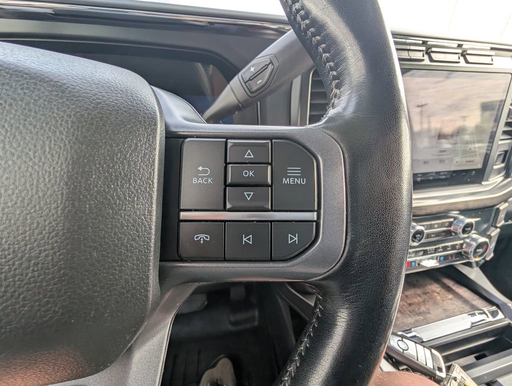 Used 2023 Ford F350 Lariat w/ Chrome Package image 21