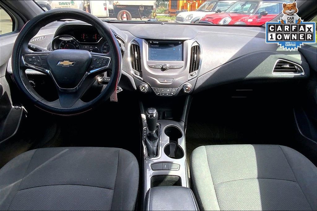 Used 2018 Chevrolet Cruze LT w/ Redline Edition image 14