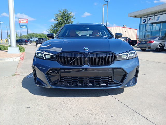 New 2026 BMW 330i Sedan w/ M Sport Package RWD image 2