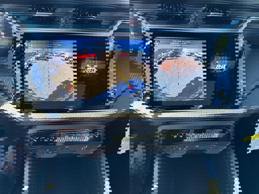 New 2026 Jeep Cherokee Overland image 14