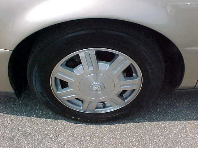 Used 2005 Cadillac De Ville image 6