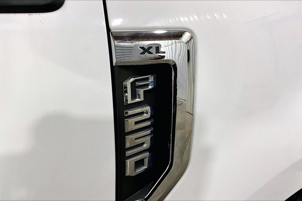 Certified 2017 Ford F250 XL w/ Power Equipment Group AWD/4WD image 27