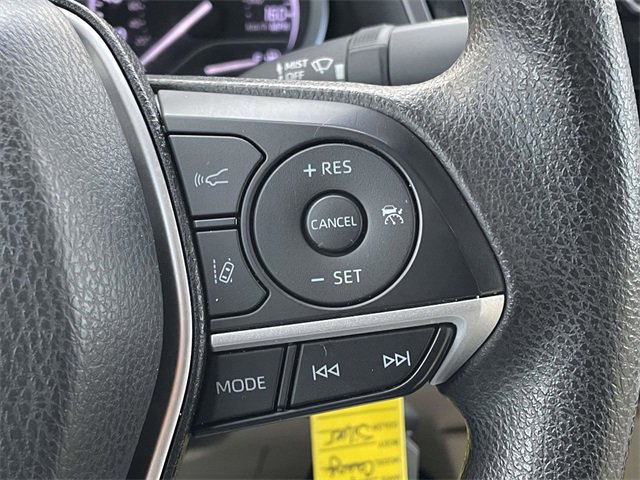 Used 2022 Toyota Camry LE image 24