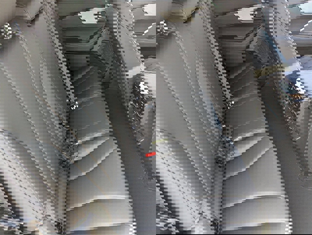 Certified 2025 Acura MDX FWD image 15